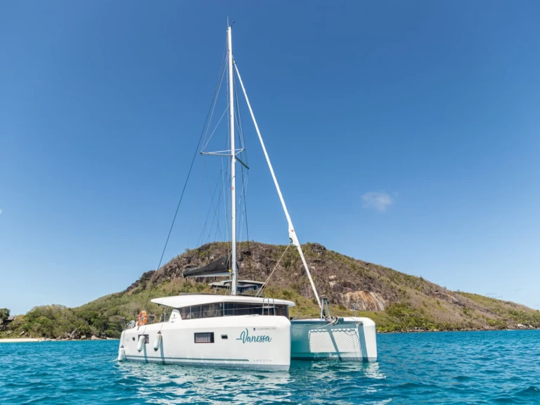 Hire a Lagoon Lagoon 42 Eden Island