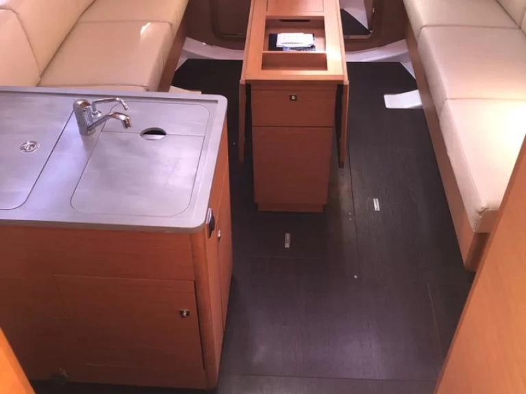 Hire Sailboat Dufour with a boat licence