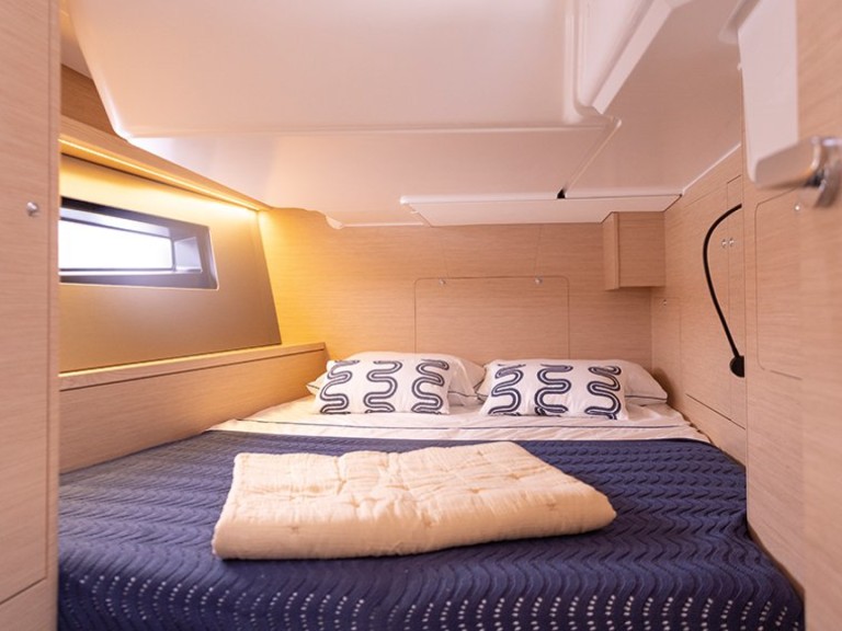 Yacht charter Procida - Dufour Dufour 44 on SamBoat