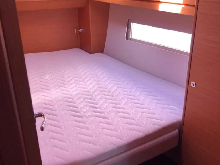 Hire a Dufour Dufour 470 Cagliari