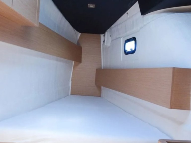 Catamaran to hire Palermo at the best price