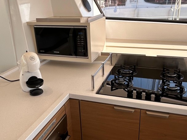 Hire Catamaran Bali with a boat licence