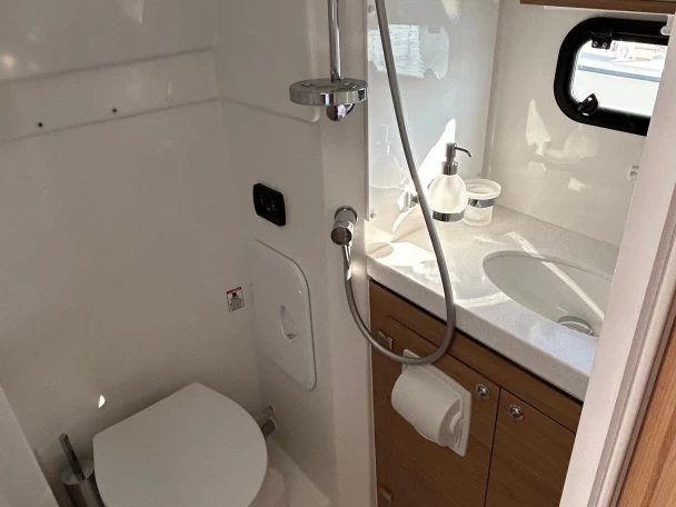 Yacht hire Capo d'Orlando cheap Bali 5.4 italy