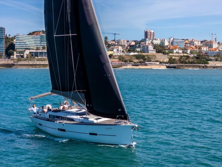Yacht hire Cascais cheap Dufour 460 Grand Large