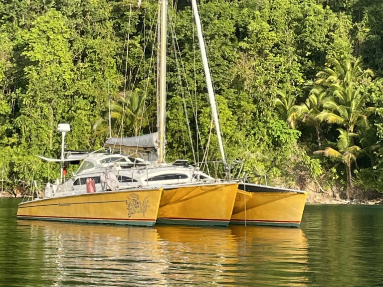 Yacht hire El Nido cheap 35
