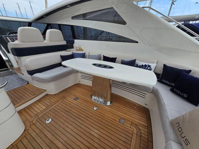 Yacht hire Monaco cheap Princess V58