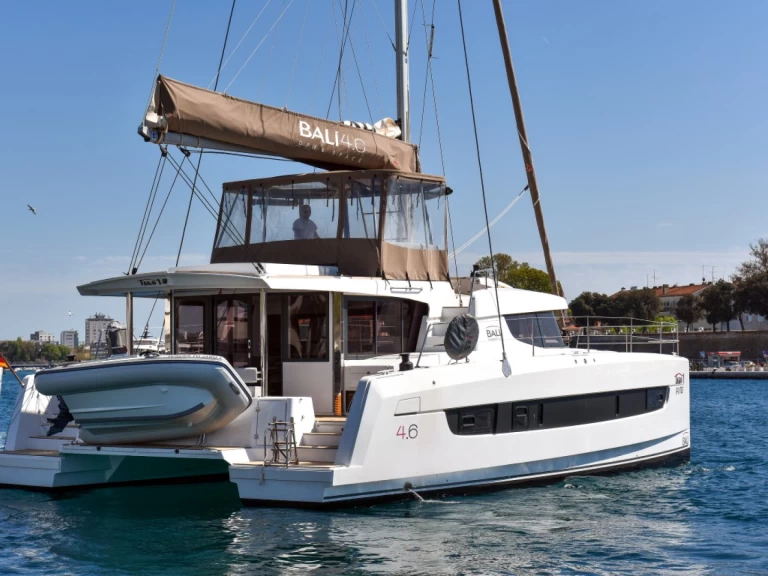 Catamaran to hire Zadar at the best price
