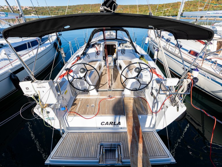 Hire a Dehler Dehler 38 SQ Punat