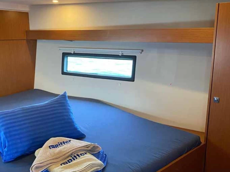 Sailboat to hire Göcek at the best price