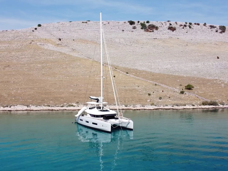 Yacht charter Kaštela - Lagoon Lagoon 55 on SamBoat