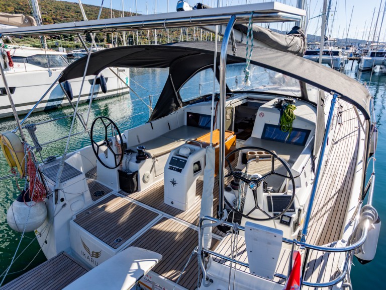 Sailboat to hire Punat at the best price