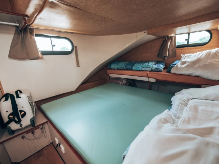 Yacht hire Sablé-sur-Sarthe cheap Confort Family 4-7 p.