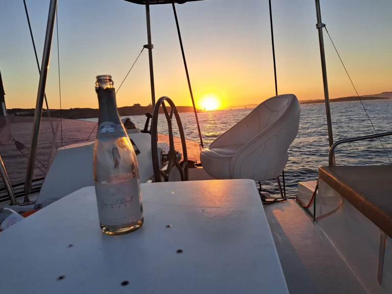 Yacht charter La Maddalena - Bali Bali 4.3 on SamBoat