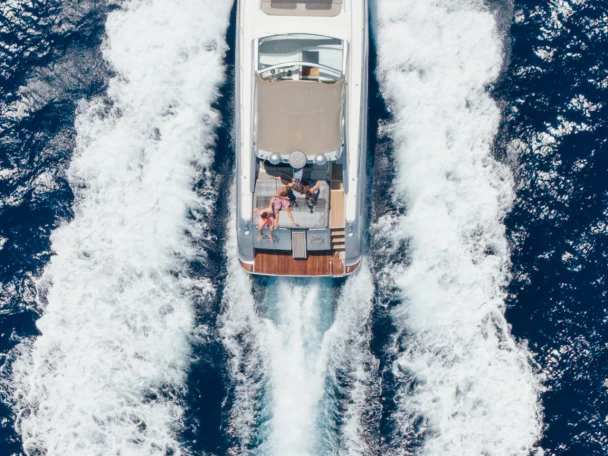 Motorboat hire in Ornos - Alphamarine 50ft