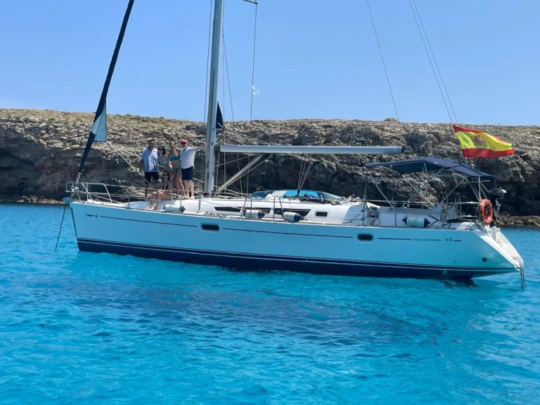 Hire Sailboat with or without skipper Jeanneau Golfo de San Blas