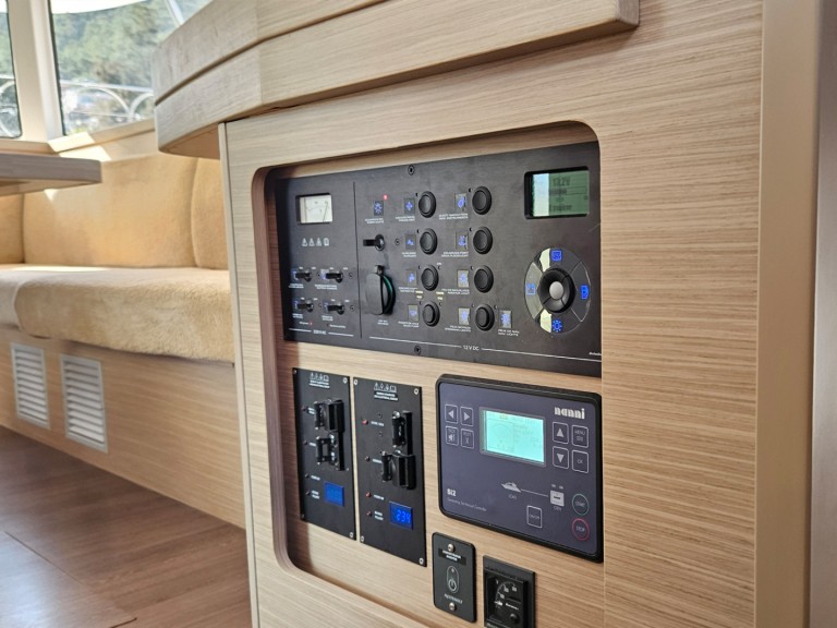 Charter a Lagoon Lagoon 42 in Fethiye on Samboat