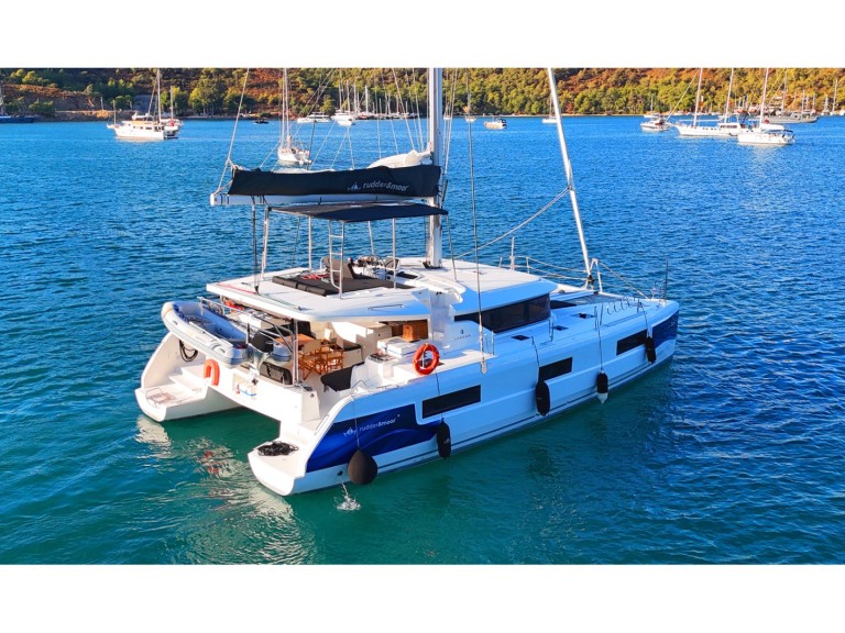 Hire Catamaran with or without skipper Lagoon Fethiye