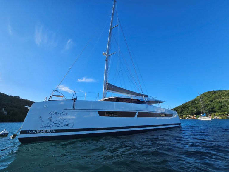 Hire Catamaran with or without skipper Fountaine Pajot Frenchtown