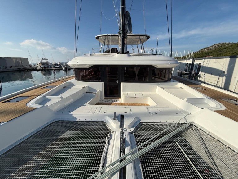 Yacht hire Kaštela cheap Lagoon 60