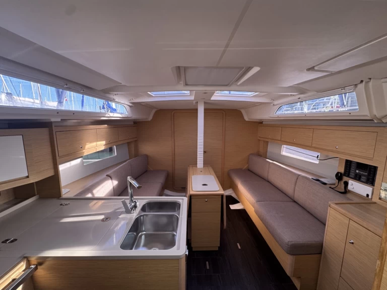 Hire Sailboat Dufour with a boat licence