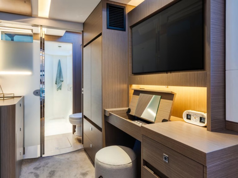 Yacht charter Placentia Village - Leopard Moorings 5200 on SamBoat