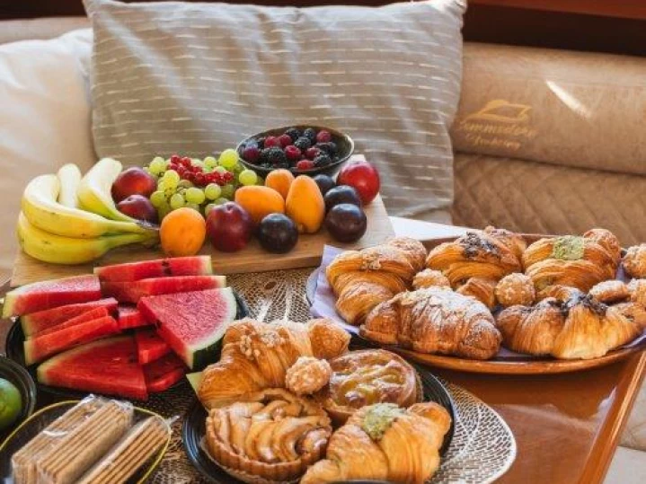 Yacht charter Hvar - Jeanneau Prestige 46 on SamBoat