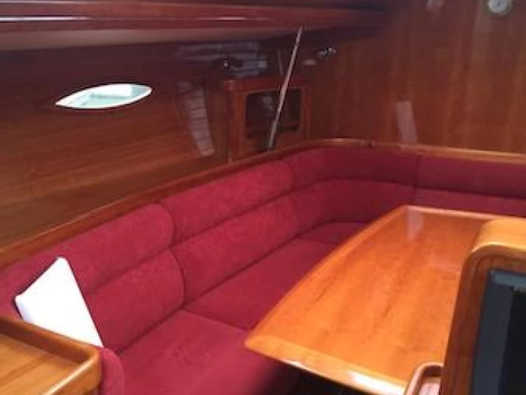 Yacht hire Quiberon cheap FEELING 44 DI