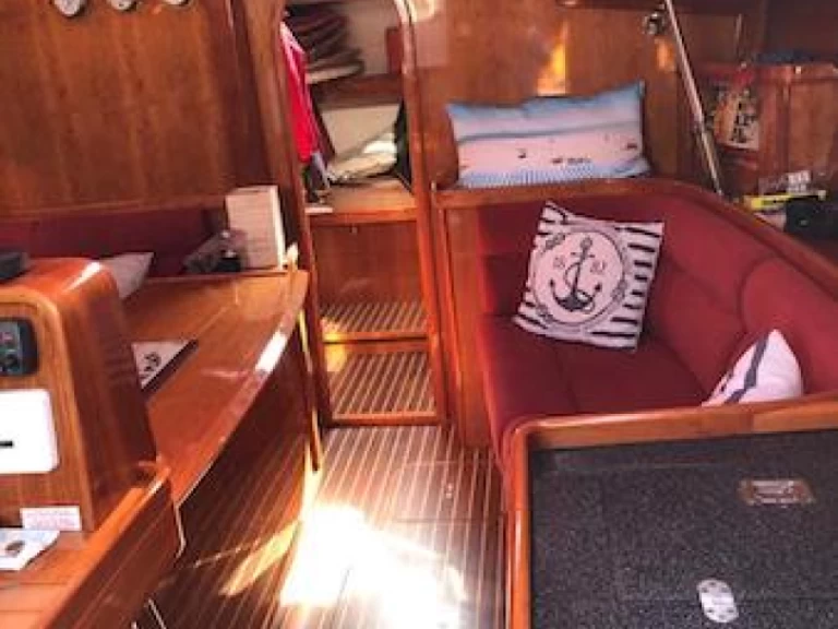 Sailboat hire in Quiberon - Alliaura-Marine FEELING 44 DI