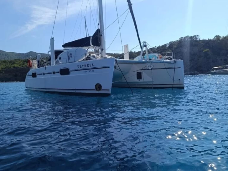 Yacht hire Port d'Andratx cheap Catana 431
