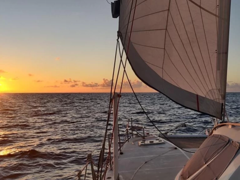 Catamaran hire in Port d'Andratx - Bali Catana 431