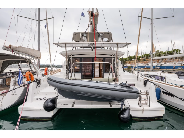 Yacht charter Lefkáda - Bali Bali 4.2 on SamBoat
