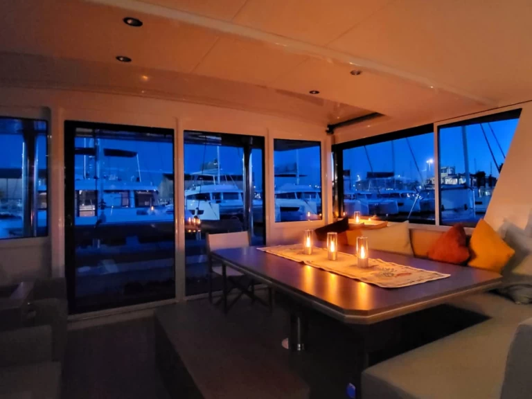 Hire Catamaran Bali with a boat licence