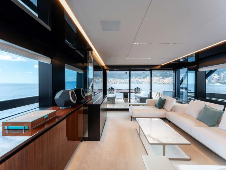 Luxury Yacht to hire Monaco at the best price