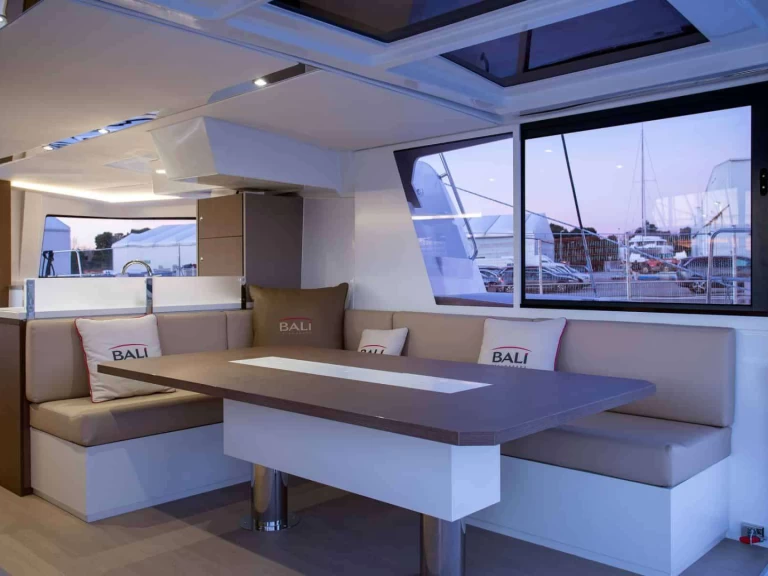 Luxury Yacht hire in Tourlos - Catana KOS 48.1