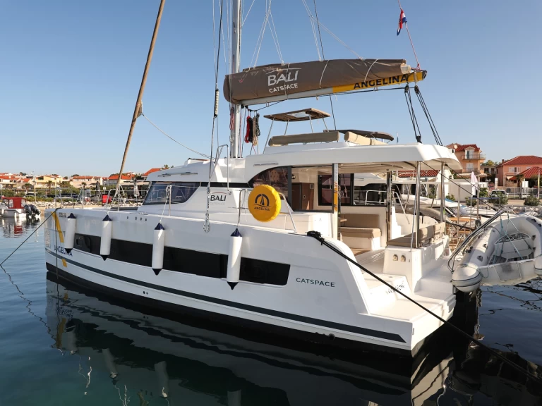 Hire Catamaran with or without skipper Bali Trogir