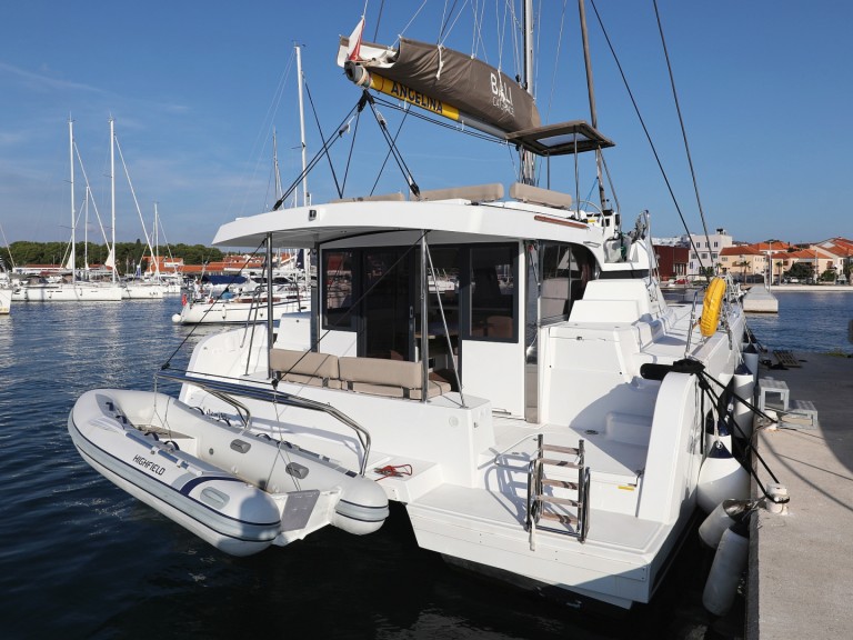 Yacht hire Trogir cheap Bali Catspace Voile