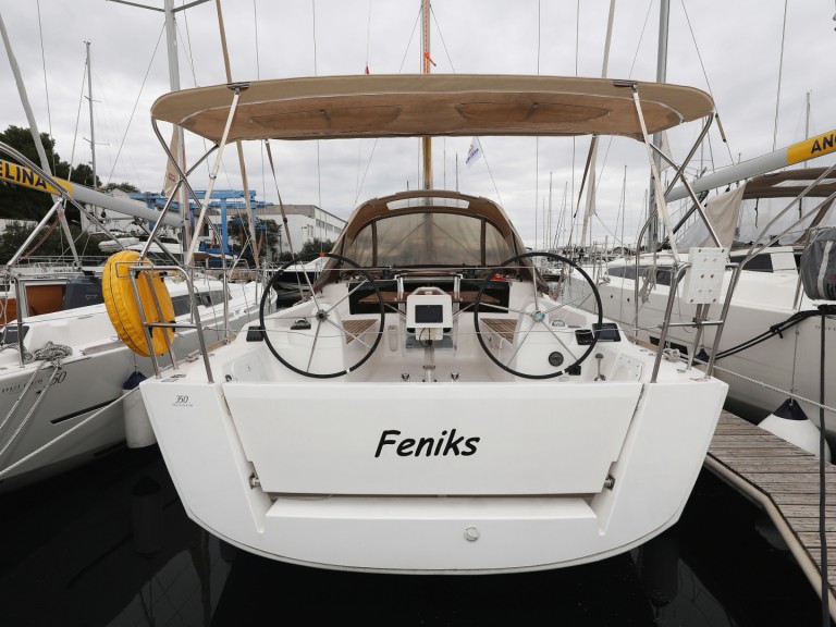 Hire Sailboat with or without skipper Dufour Šibenik