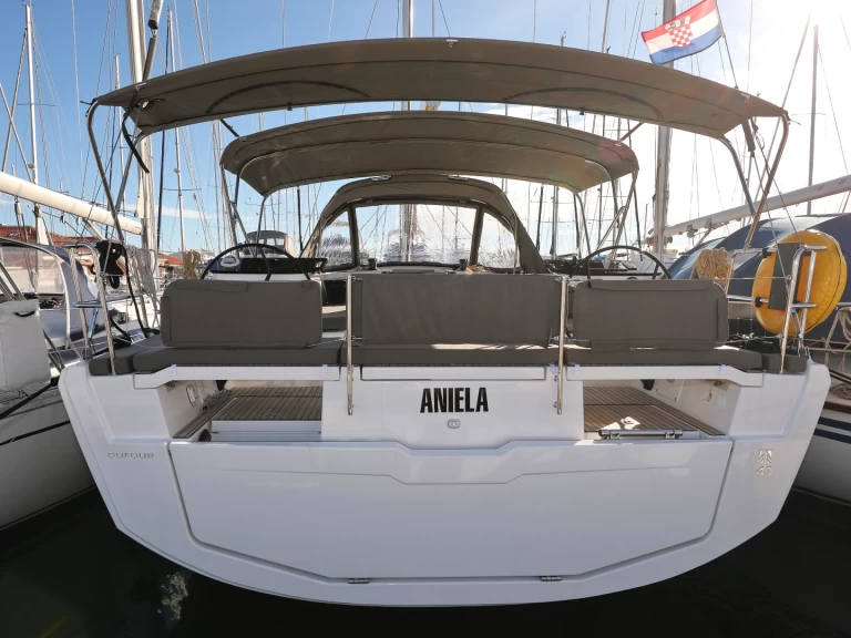 Charter a Dufour Dufour 41 in Trogir on Samboat