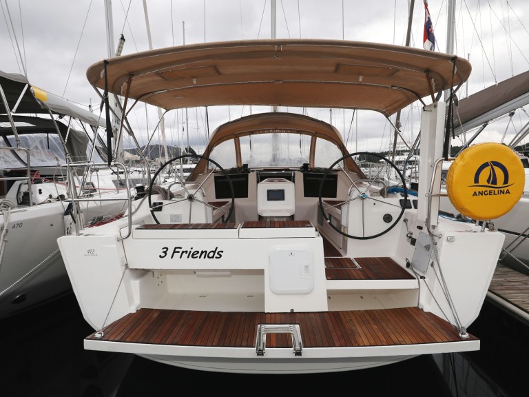 Sailboat to hire Primošten at the best price