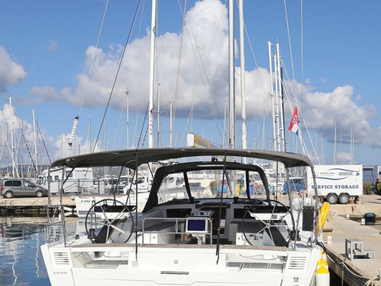 Charter a Dufour Dufour 530 in Trogir on Samboat