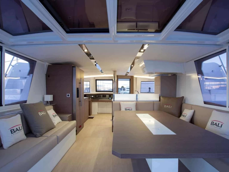 Luxury Yacht hire in Tourlos - Catana KOS 48.1