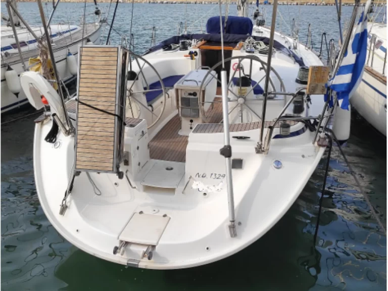 Sailboat hire in Ávdira - Bavaria Bavaria 44