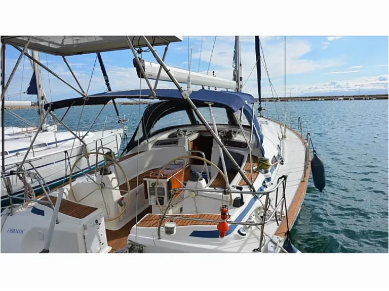 Hire Sailboat with or without skipper Bavaria Ávdira