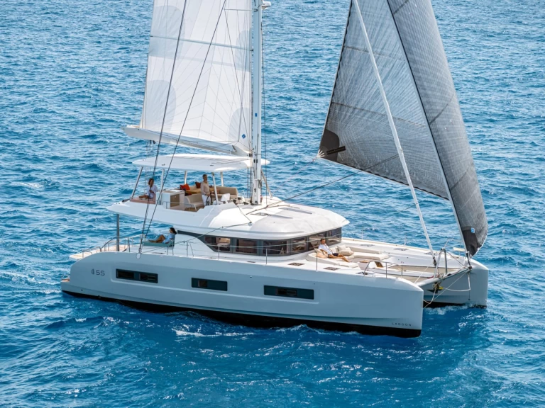 Catamaran to hire Kaštela at the best price