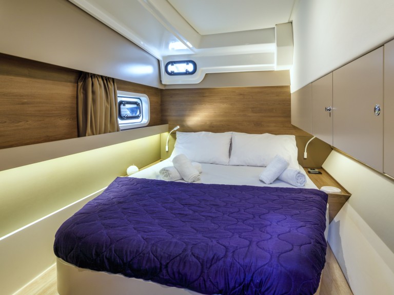 Hire a Bali Bali Catspace Voile Alimos