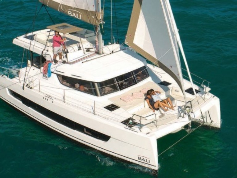 Charter a Bali Bali Catspace Voile in Nydri on Samboat
