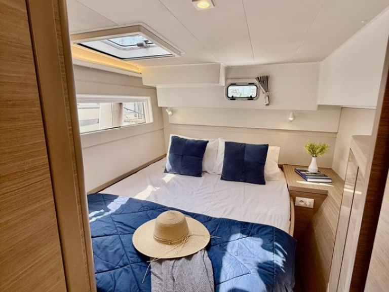 Hire Catamaran with or without skipper Lagoon Nydri