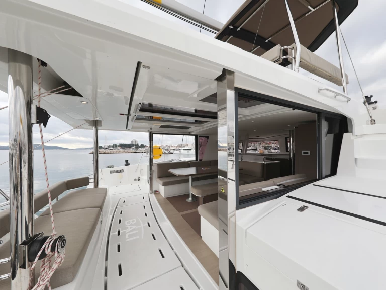 Hire Catamaran with or without skipper Bali Trogir