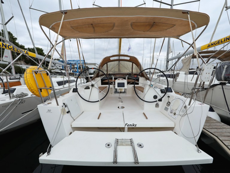 Yacht charter Šibenik - Dufour Dufour 350 Grand Large on SamBoat