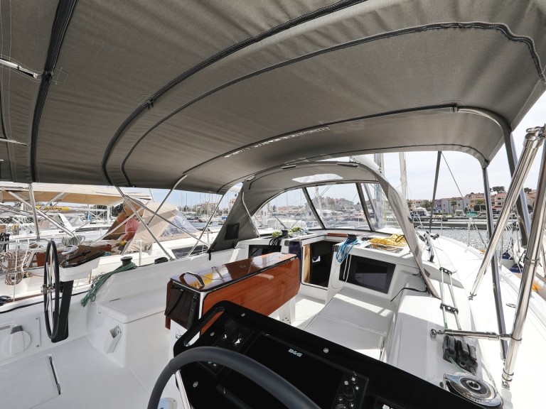 Hire a Dufour Dufour 41 Trogir